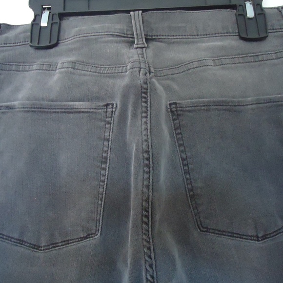 Lucky Brand Gray High-rise Skinny Jeans - Size 34 - Picture 5 of 12